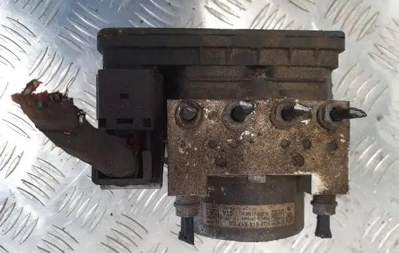 Skoda Superb B8 (3V) ABS Pump 5Q0614517CG