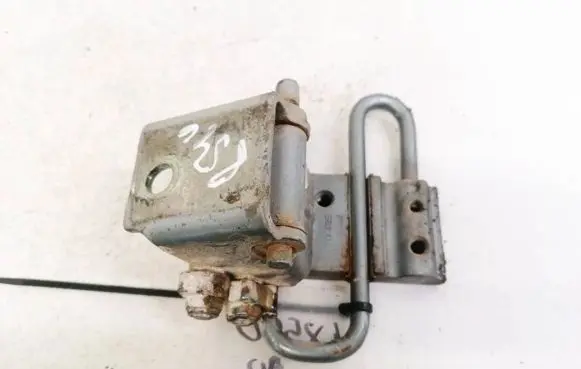Audi A6 S6 C6 4F Rear door lower hinge 8E0833412E