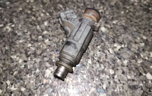 Mercedes-Benz S W126 Fuel injectors set 0280155744