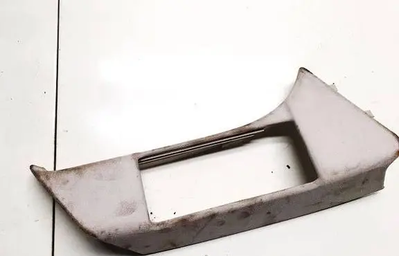 (B) pillar trim (top)