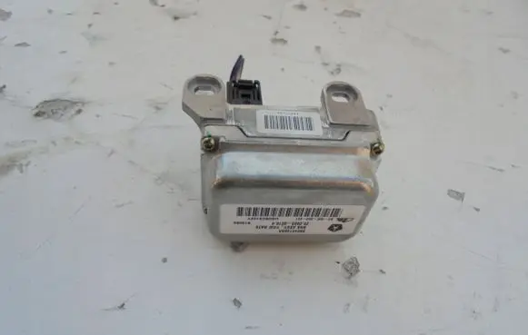 Jeep Grand Cherokee (WK) ESP acceleration yaw rate sensor 56044148AA