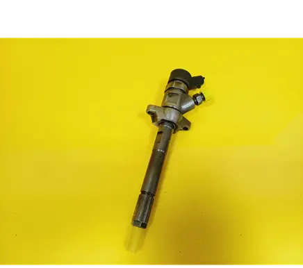 Fuel injector