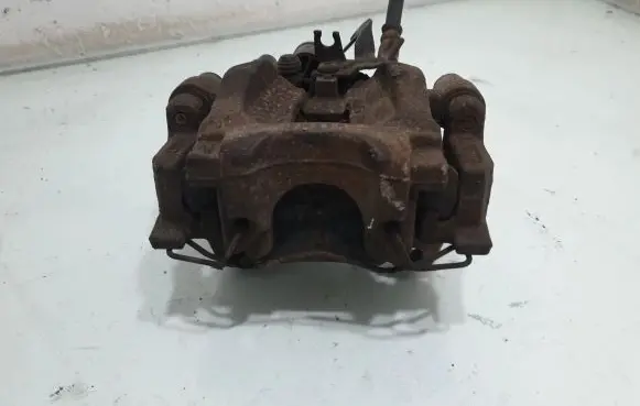 Land Rover Discovery Sport Rear brake caliper FK722K328BD