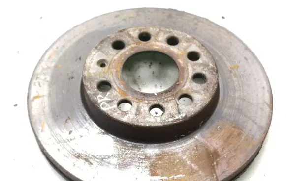 Volkswagen Touran I Front brake disc