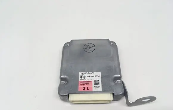 Toyota RAV 4 (XA40) Other control units/modules 8815042021