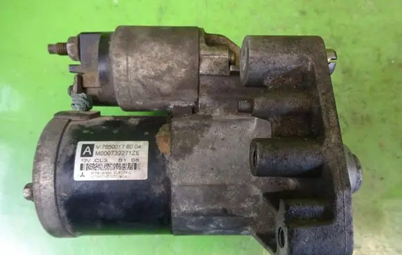 Peugeot 308 Starter motor M000T32271ZE