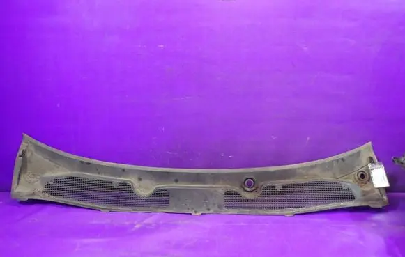 Renault Fluence Wiper trim 