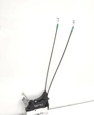 Mitsubishi Outlander Front door lock