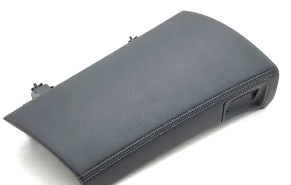Mitsubishi Outlander Glove box lid/cover 8042A060 PA6MD40