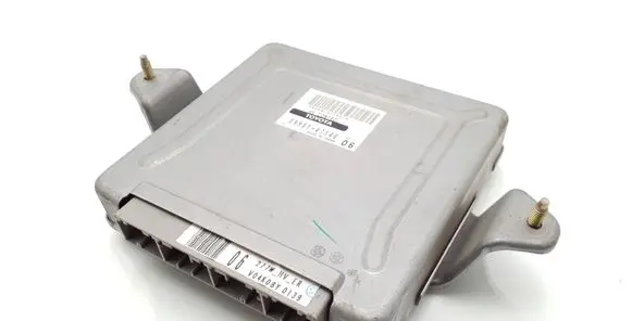 Toyota Prius (XW20) Engine control unit/module 8998147140