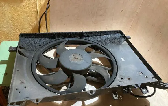 Volvo S80 Electric radiator cooling fan 30645148 0130303947