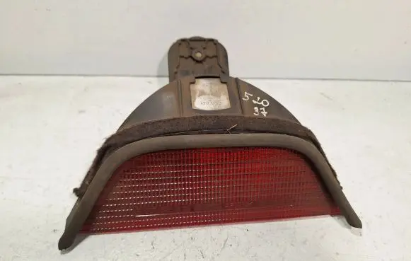 BMW 5 E39 Third/center stoplight 178053 8360568