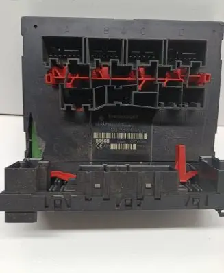 Volkswagen Caddy Comfort/convenience module 3C0937049E F005V00526
