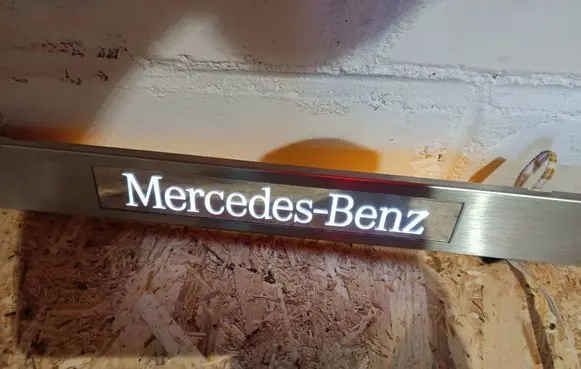 Mercedes-Benz CLS C218 X218 Front sill trim cover A2126801835