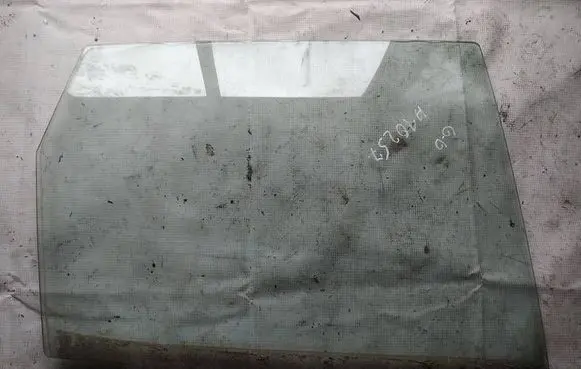 Honda Jazz Rear door window glass as2