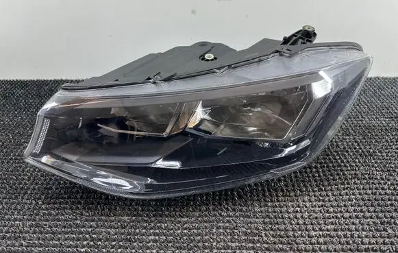 Volkswagen Caddy Headlight/headlamp 2K8941005B