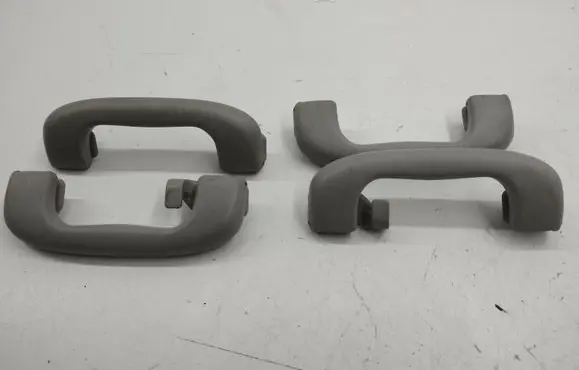 Opel Vectra C A set of handles for the ceiling 317382836