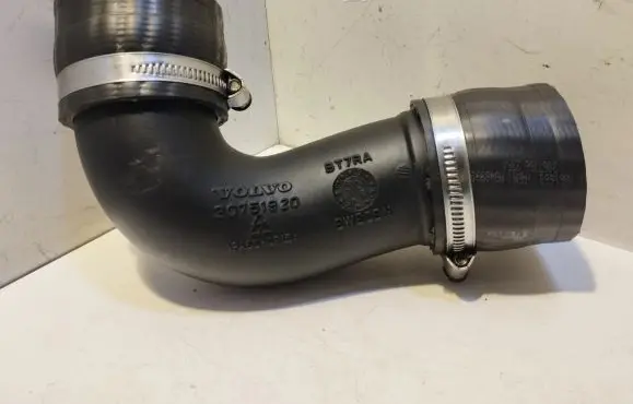 Volvo XC60 Intercooler hose/pipe 30751920
