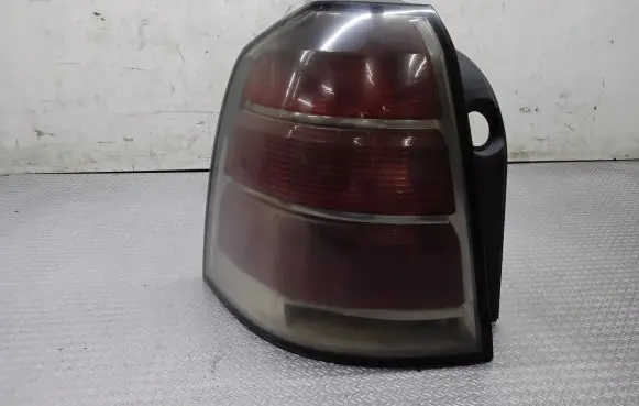 Opel Zafira B Rear/tail lights