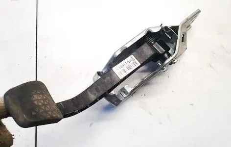 Opel Zafira A Clutch pedal 