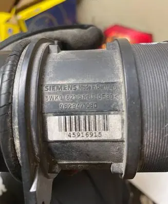 Peugeot 806 Mass air flow meter 9629471080 45916915 5WK9621