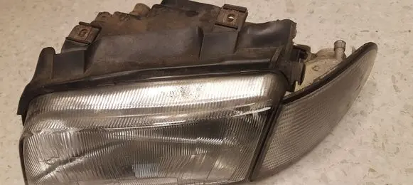 Audi A4 S4 B5 8D Headlight/headlamp E4029667
