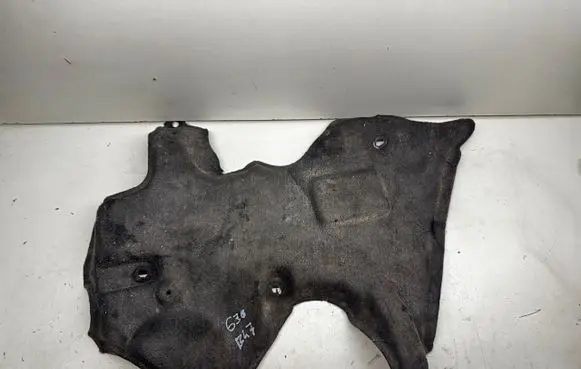 BMW 5 G30 G31 G38 Heat shield in engine bay 8574043 857404303
