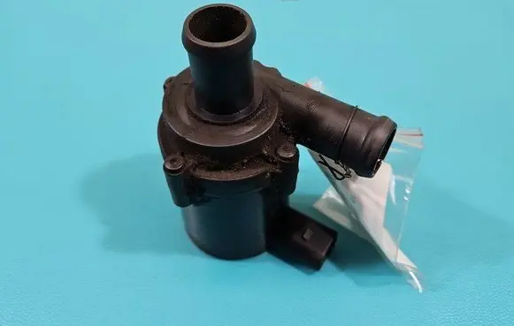 Volkswagen Touareg I Electric auxiliary coolant/water pump 7L0965561 IMPRK1428570