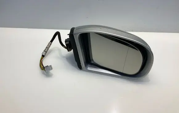 Mercedes-Benz C W203 Front door electric wing mirror