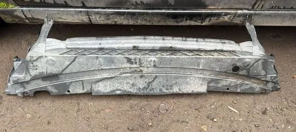 Front bumper skid plate/under tray