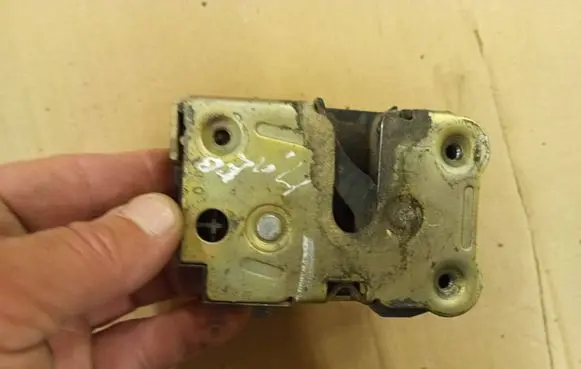 Renault Kangoo I Front door lock 