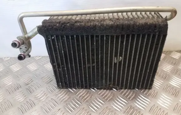 BMW 3 E46 Air conditioning (A/C) radiator (interior) 