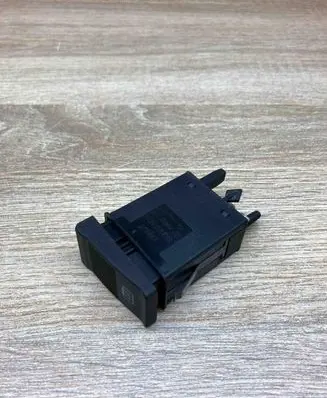 Audi 80 90 S2 B4 Windscreen/window heater switch 893941503
