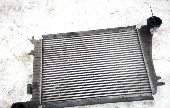 Volkswagen PASSAT B6 Intercooler radiator 3c0145803e