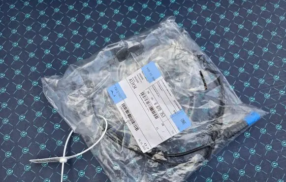 BMW X5 G05 Brake pads wear sensor 6870353