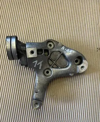 Volkswagen Golf Plus A/C compressor mount bracket 1K0260885B