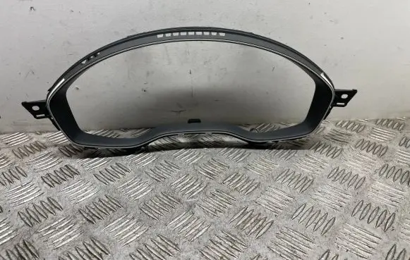Dashboard trim