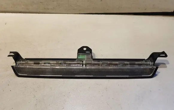 Volvo XC70 Third/center stoplight 8658948