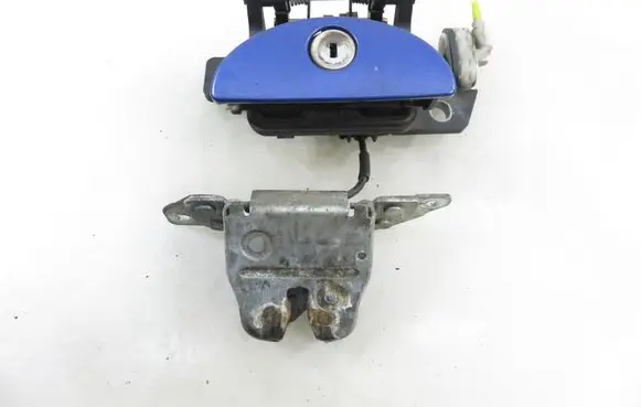 Mercedes-Benz A W168 Rear door exterior handle/bracket 