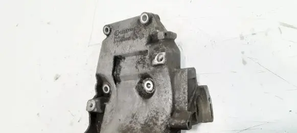 Volkswagen PASSAT B5.5 A/C compressor mount bracket 038260885C