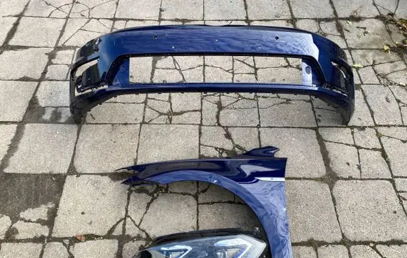 Volkswagen Golf VII Front bumper