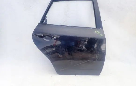 Subaru Impreza III Rear door