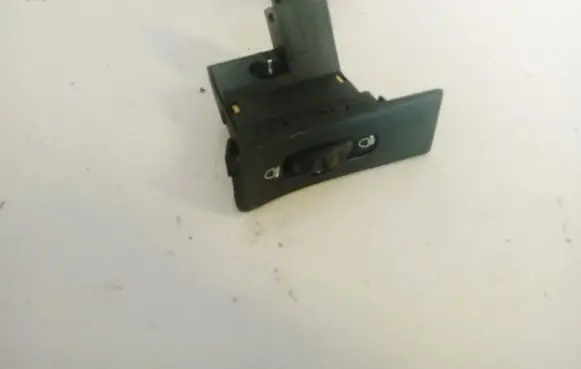 Renault Laguna I Headlight level height control switch 7700822799