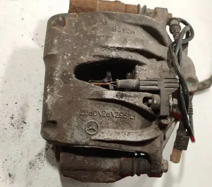 Mercedes-Benz E W211 Front brake caliper Z06028295