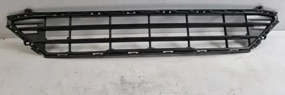 Volvo XC60 Front bumper lower grill 32296070