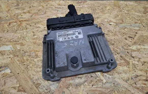 Volkswagen PASSAT B7 Engine control unit/module ECU 03C907309E