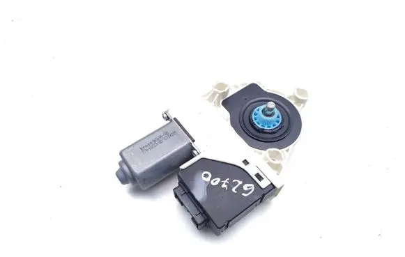 Volkswagen PASSAT CC Rear door window regulator motor 3C8959703D 3C8959795 9133399540