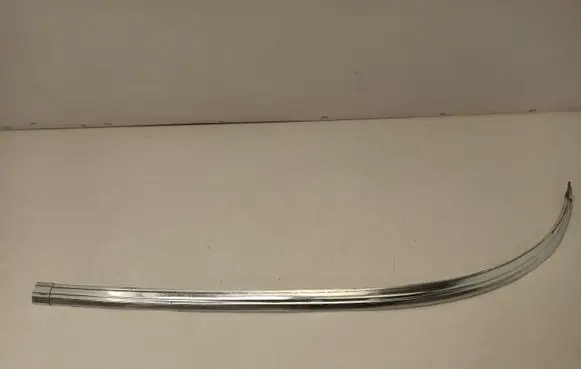 Mercedes-Benz 250 280 C CE W114 Windshield trim