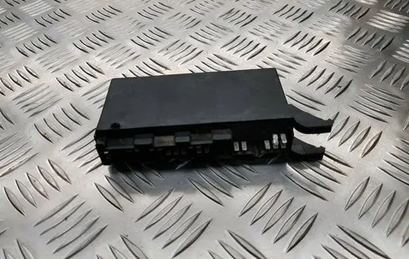 Mercedes-Benz C W202 Light module LCM 2025420432