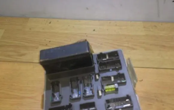 Ford Focus Fuse box set 98ag14a073ag